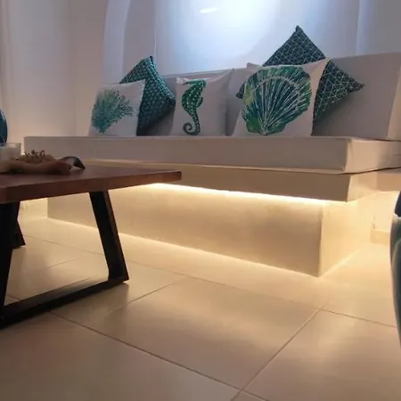 Diana'S Luxury Suites Kíthnos Esterno foto